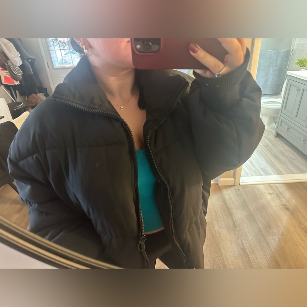 Black Oversized Puffer Jacket - Picture 2 of 4